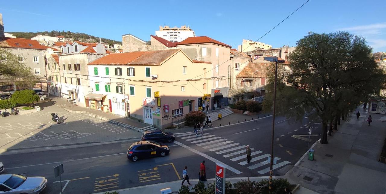 Apartment Tula Šibenik Exterior foto